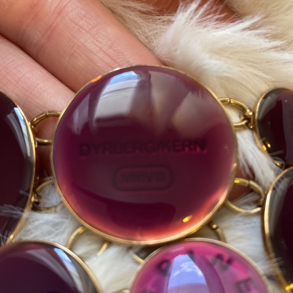 NWOT Designer Enamel necklace - Picture 4 of 5